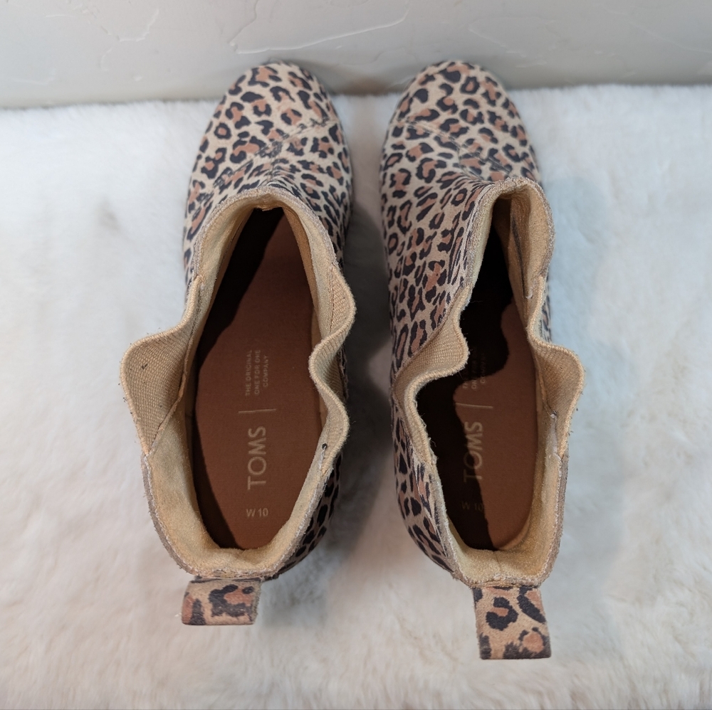 TOMS Kelsey Wedge Ankle Booties – Light Leopard Print – Size 10 - Picture 8 of 14